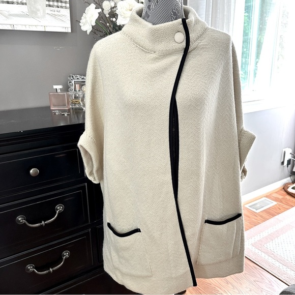 LC Lauren Conrad Cream Poncho with Black Accents Cape Sweater One Size (EUC) - Picture 2 of 15